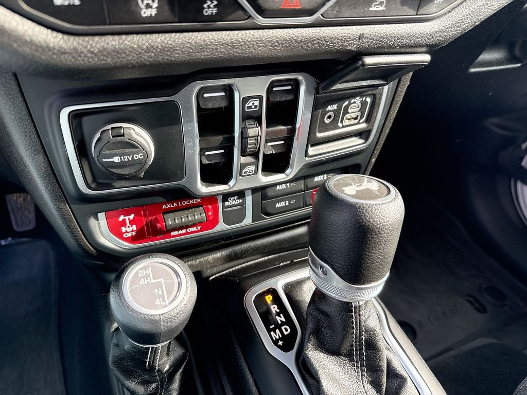 2025 Jeep Wrangler 4-Door Willys 4x4