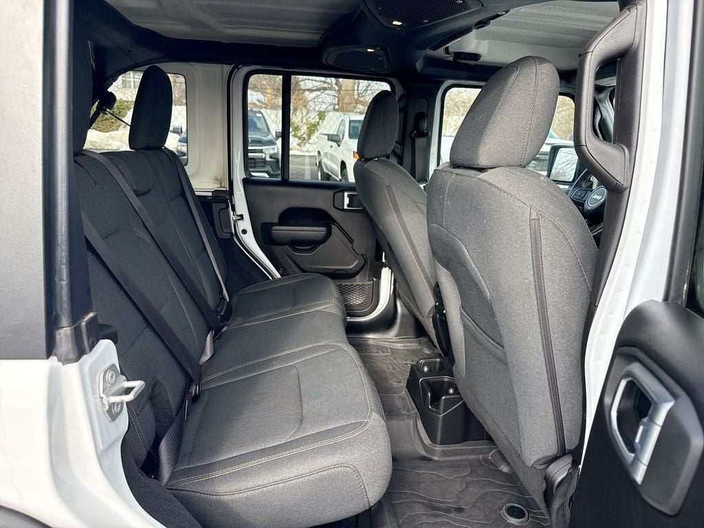 2025 Jeep Wrangler 4-Door Willys 4x4