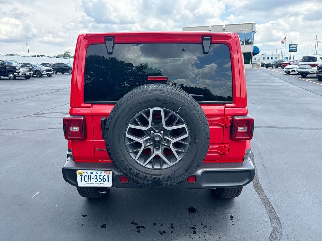 2025 Jeep Wrangler 4-Door Sahara 4x4