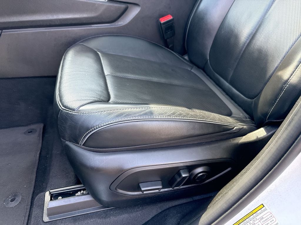 2023 Jeep Grand Cherokee L Overland 4x2