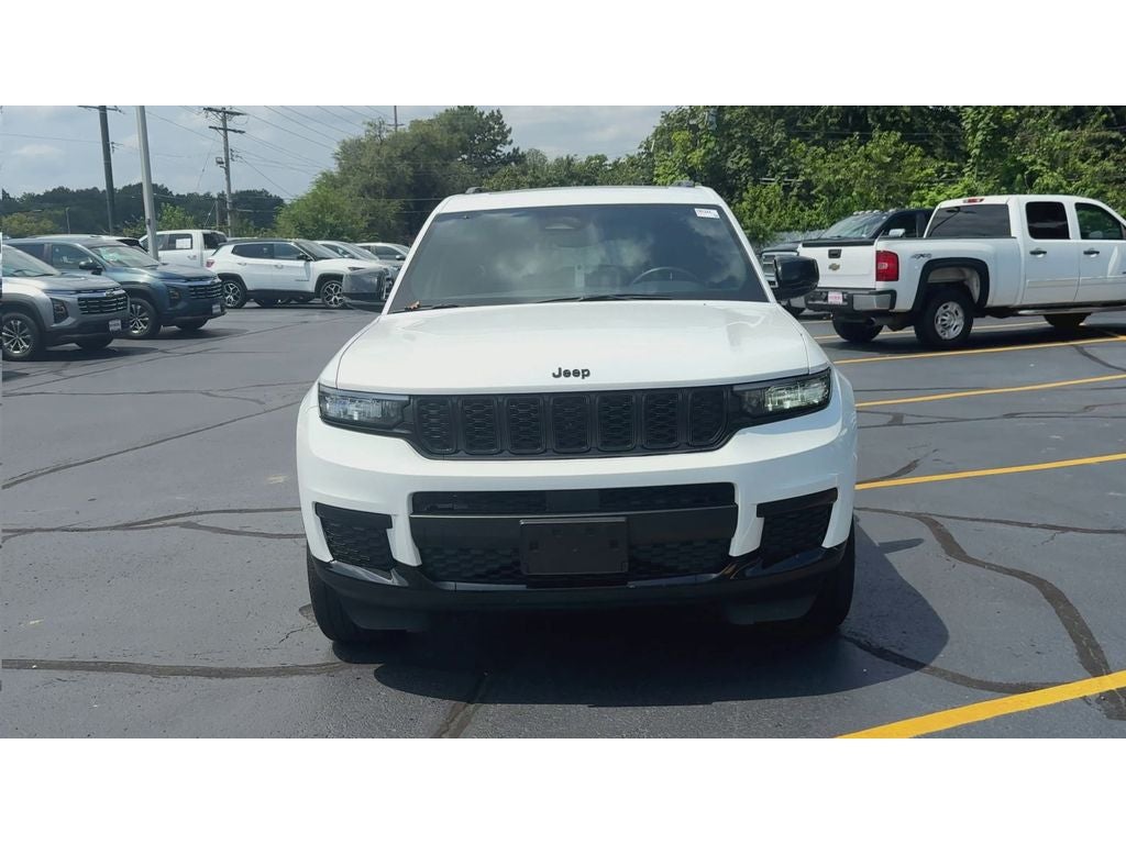 2023 Jeep Grand Cherokee L Altitude 4x4
