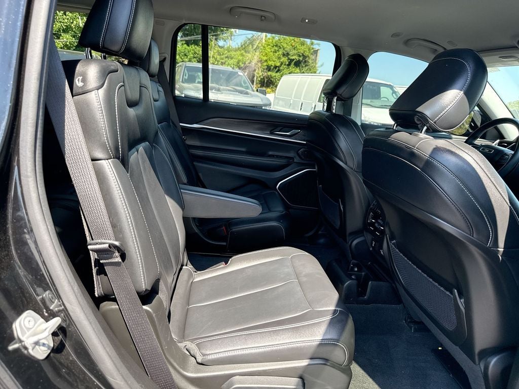 2022 Jeep Grand Cherokee L Limited 4x4