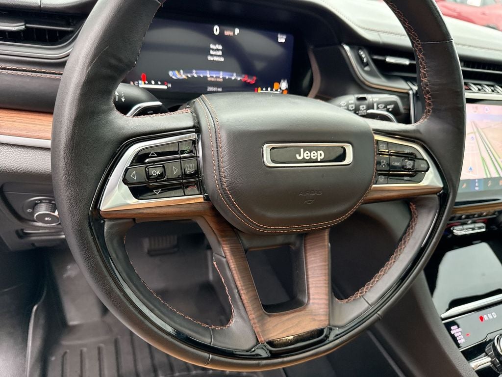 2023 Jeep Grand Cherokee L Summit 4x4