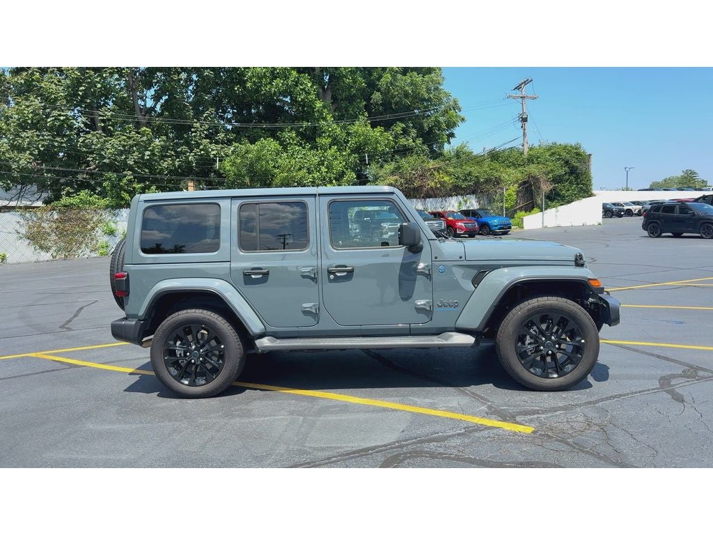 2025 Jeep Wrangler 4xe Sahara