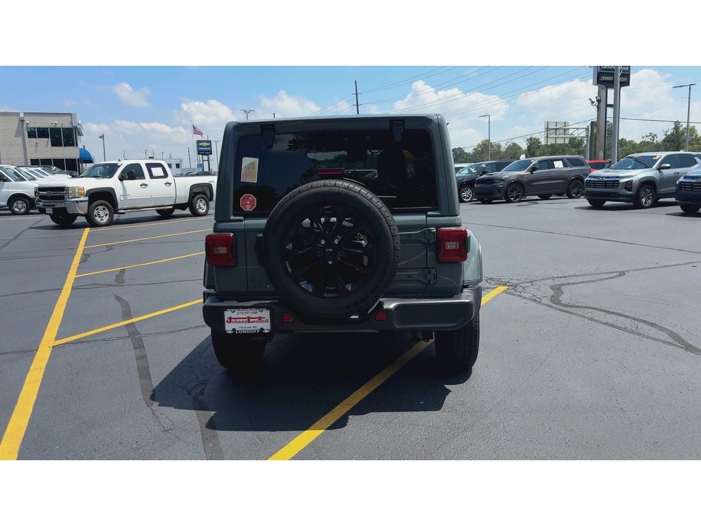 2025 Jeep Wrangler 4xe Sahara