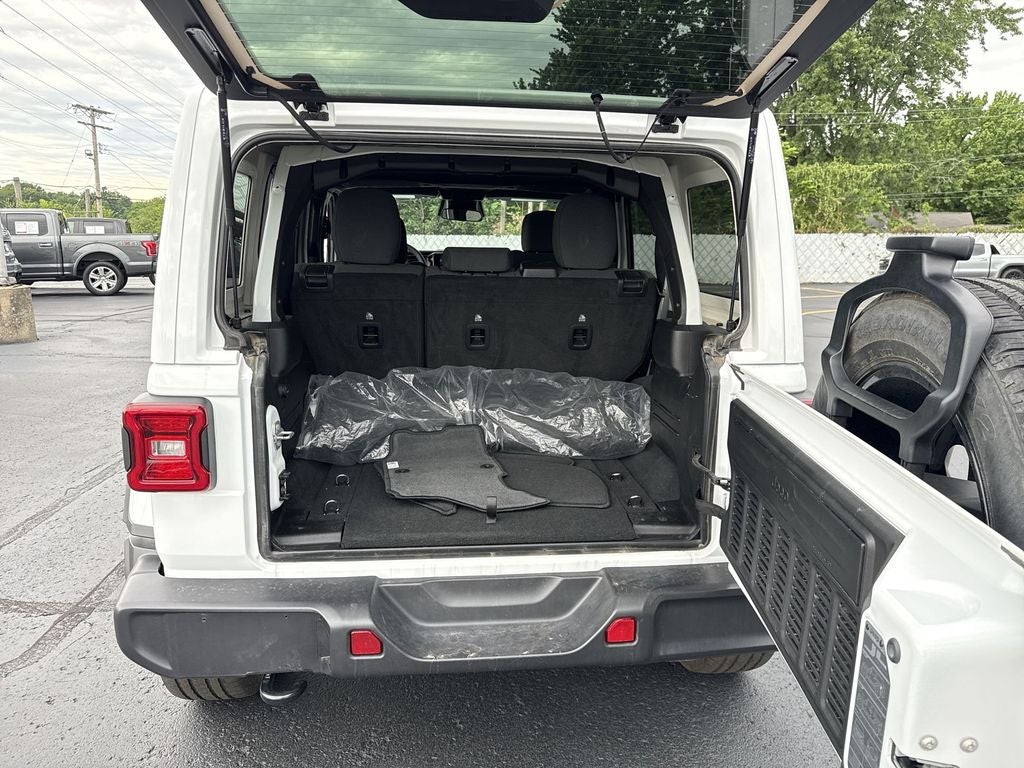 2025 Jeep Wrangler 4xe Sahara