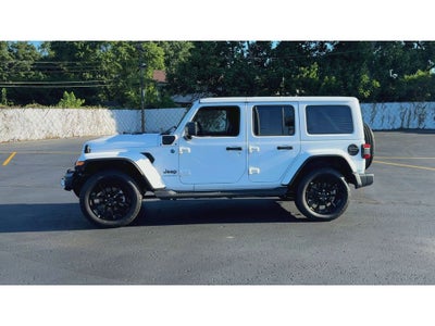 2025 Jeep Wrangler 4xe Sahara