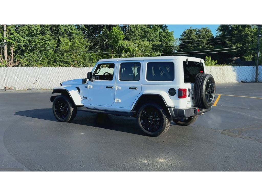 2025 Jeep Wrangler 4xe Sahara