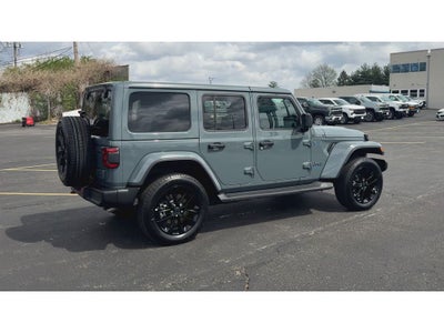 2025 Jeep Wrangler 4xe Sahara