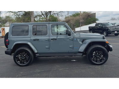 2025 Jeep Wrangler 4xe Sahara