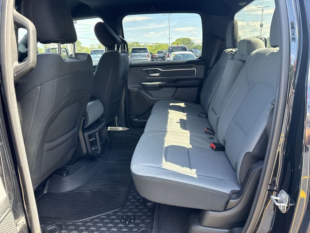 2021 RAM 1500 Big Horn Crew Cab 4x4 5'7" Box