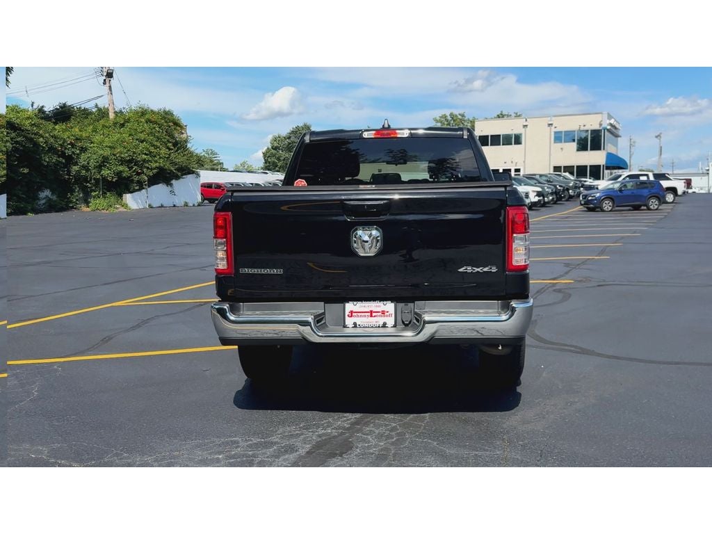 2021 RAM 1500 Big Horn Crew Cab 4x4 5'7" Box
