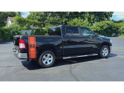 2021 RAM 1500 Big Horn Crew Cab 4x4 5'7" Box