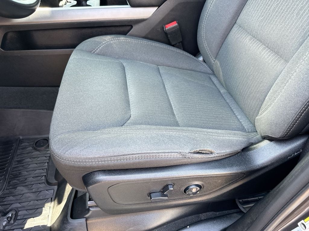 2021 RAM 1500 Big Horn Crew Cab 4x4 5'7" Box