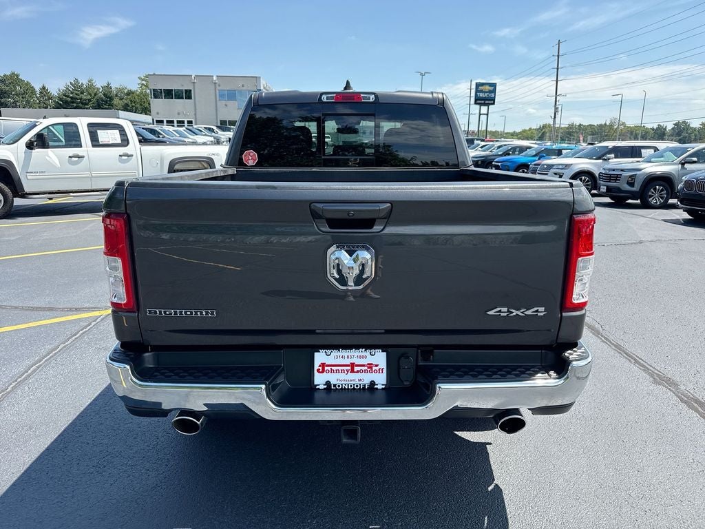 2021 RAM 1500 Big Horn Crew Cab 4x4 5'7" Box