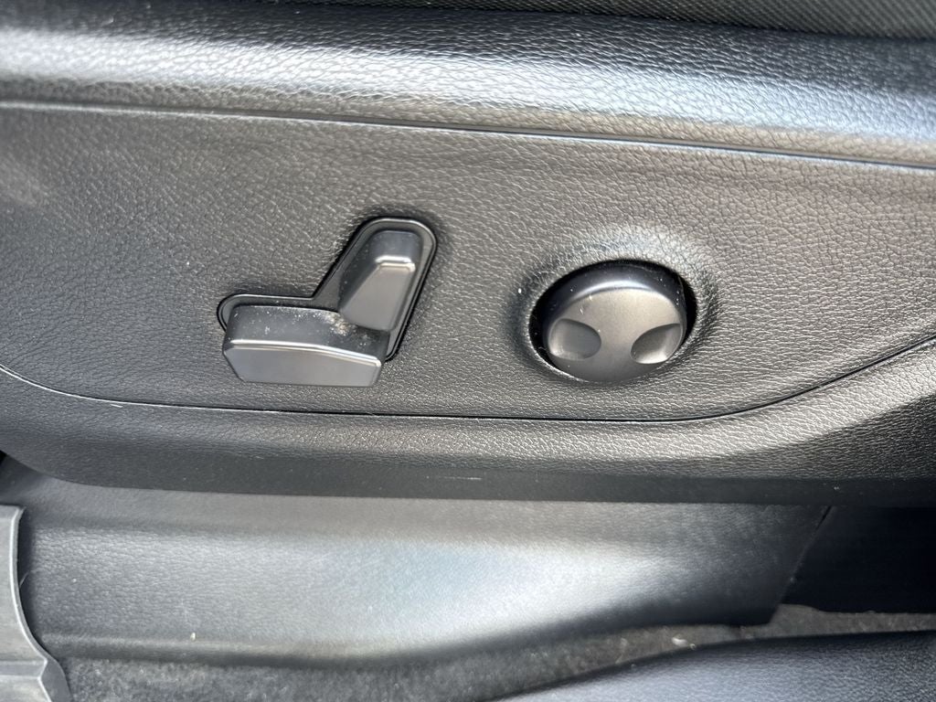 2022 RAM 1500 Lone Star Crew Cab 4x4 6'4" Box