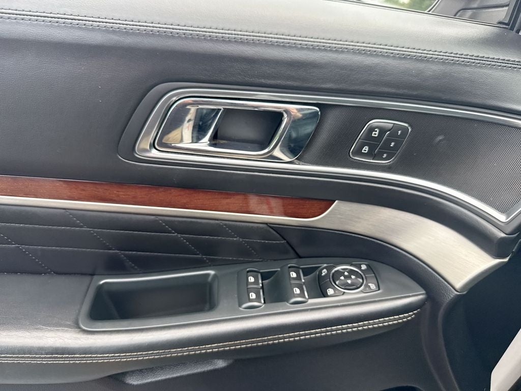 2019 Ford Explorer Platinum