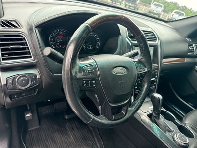 2019 Ford Explorer Platinum