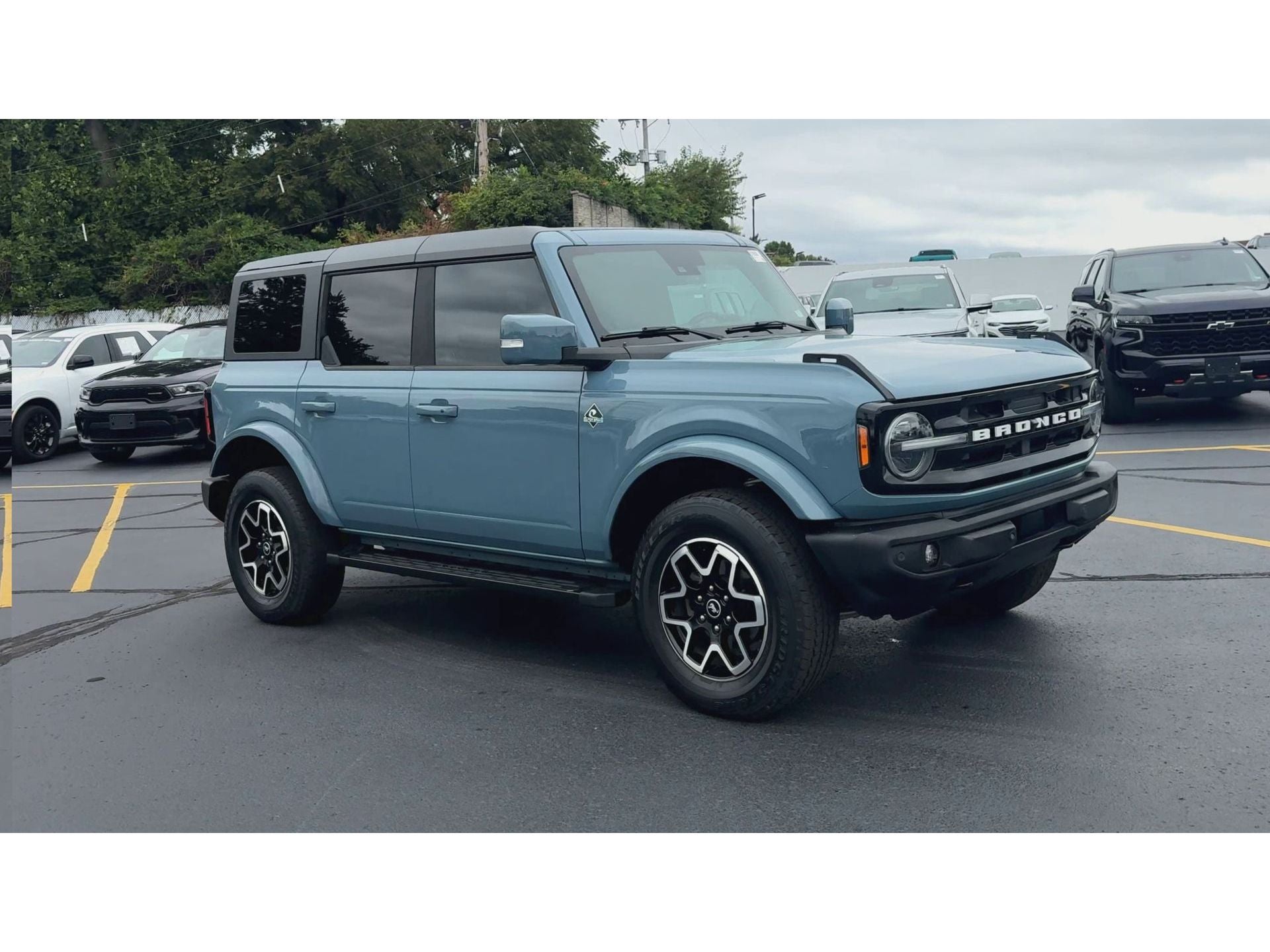 2023 Ford Bronco Outer Banks