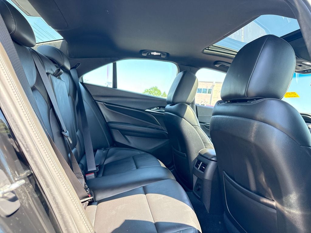 2023 Cadillac CT4 Premium Luxury