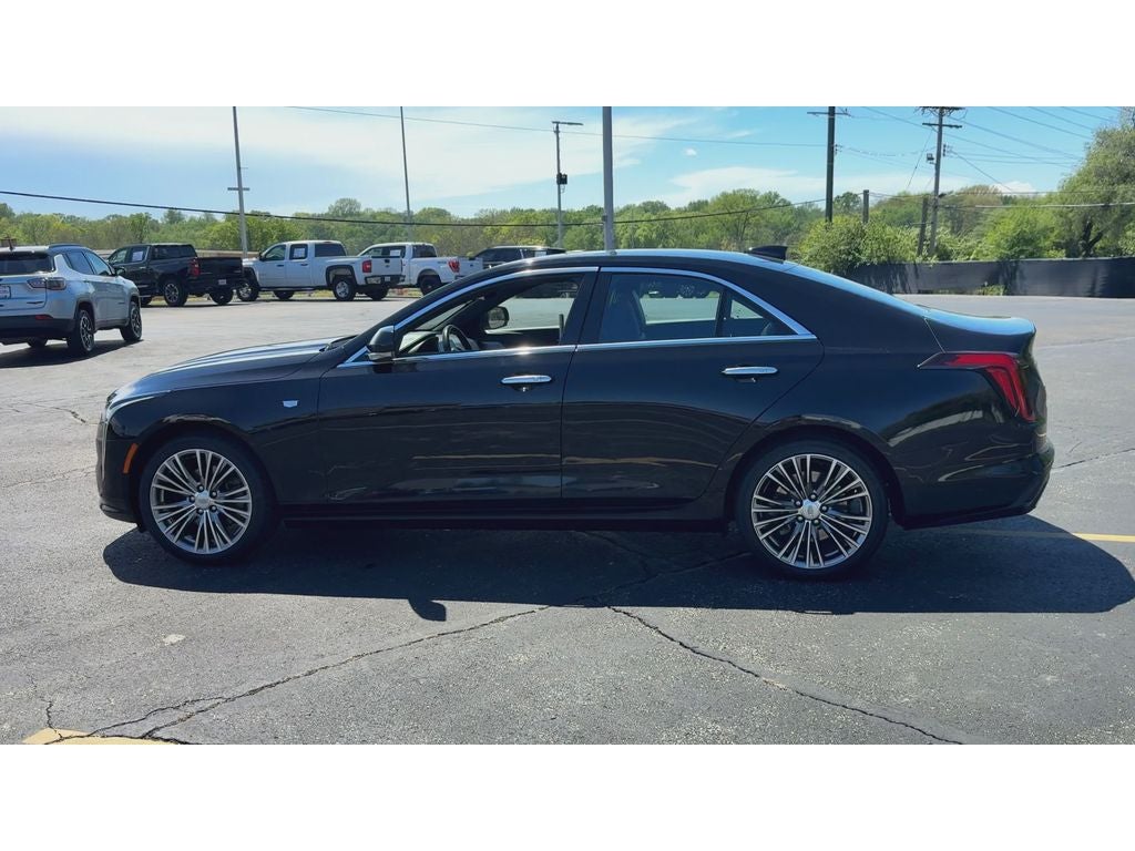 2023 Cadillac CT4 Premium Luxury