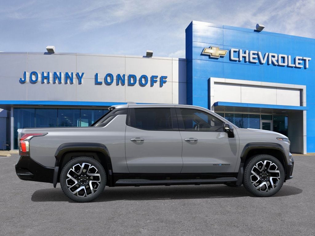 2025 Chevrolet Silverado EV RST - Max Range