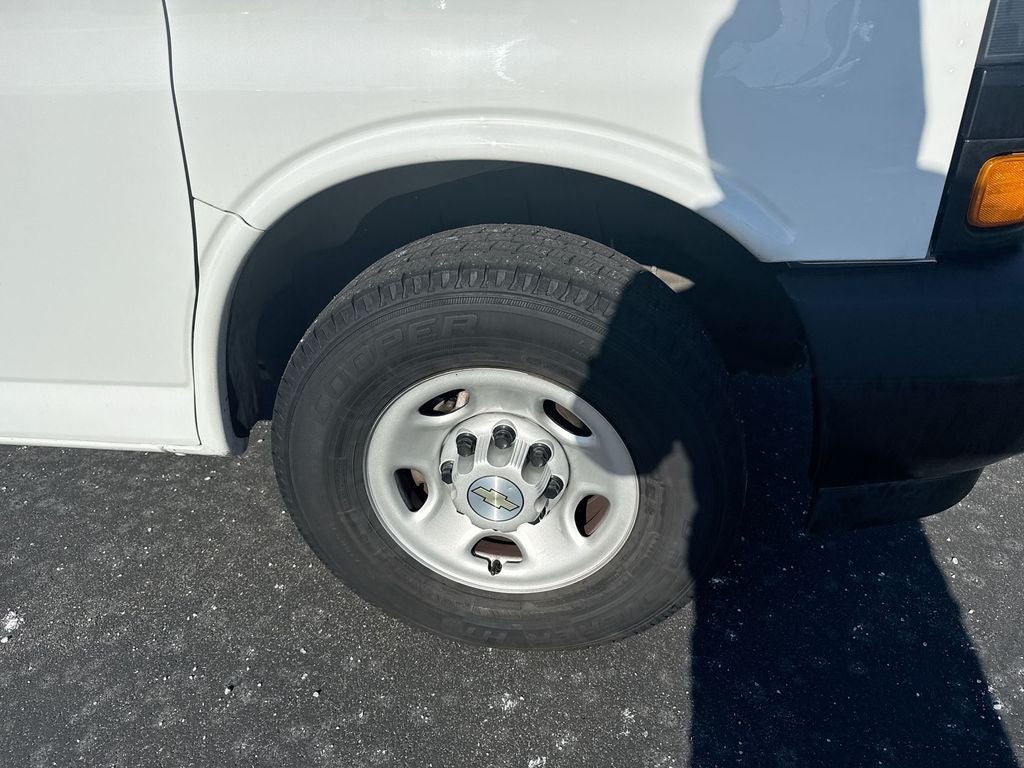 2022 Chevrolet Express Cargo 2500 WT