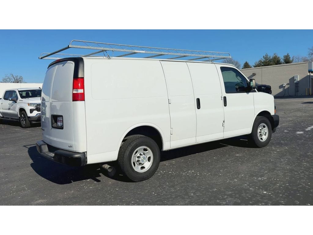 2022 Chevrolet Express Cargo 2500 WT