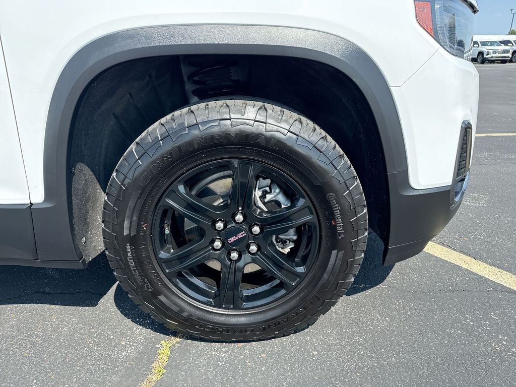 2023 GMC Acadia AT4