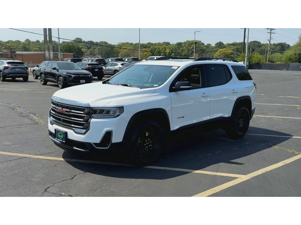 2023 GMC Acadia AT4