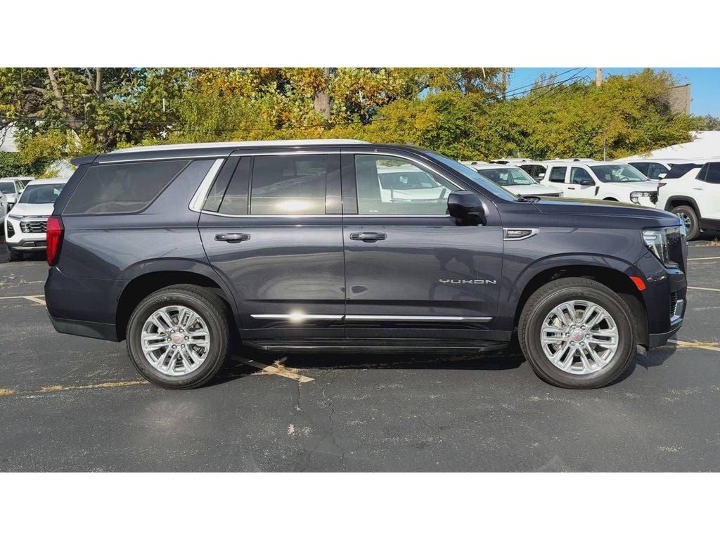 2023 GMC Yukon SLT