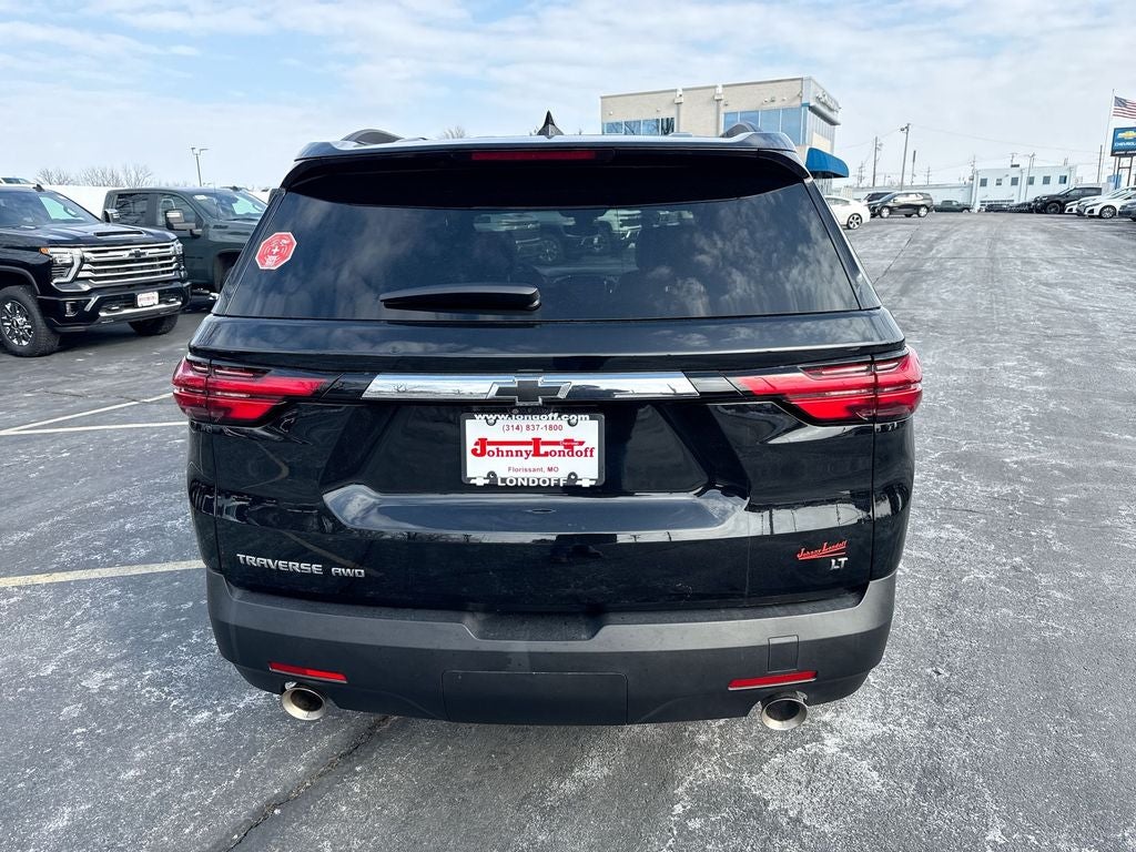 2023 Chevrolet Traverse LT Leather