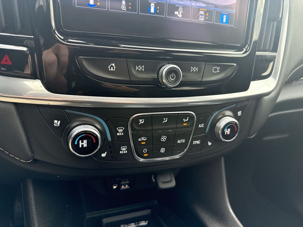 2023 Chevrolet Traverse Premier