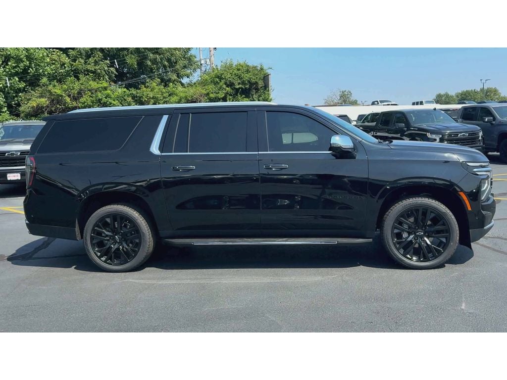 2025 Chevrolet Suburban Premier