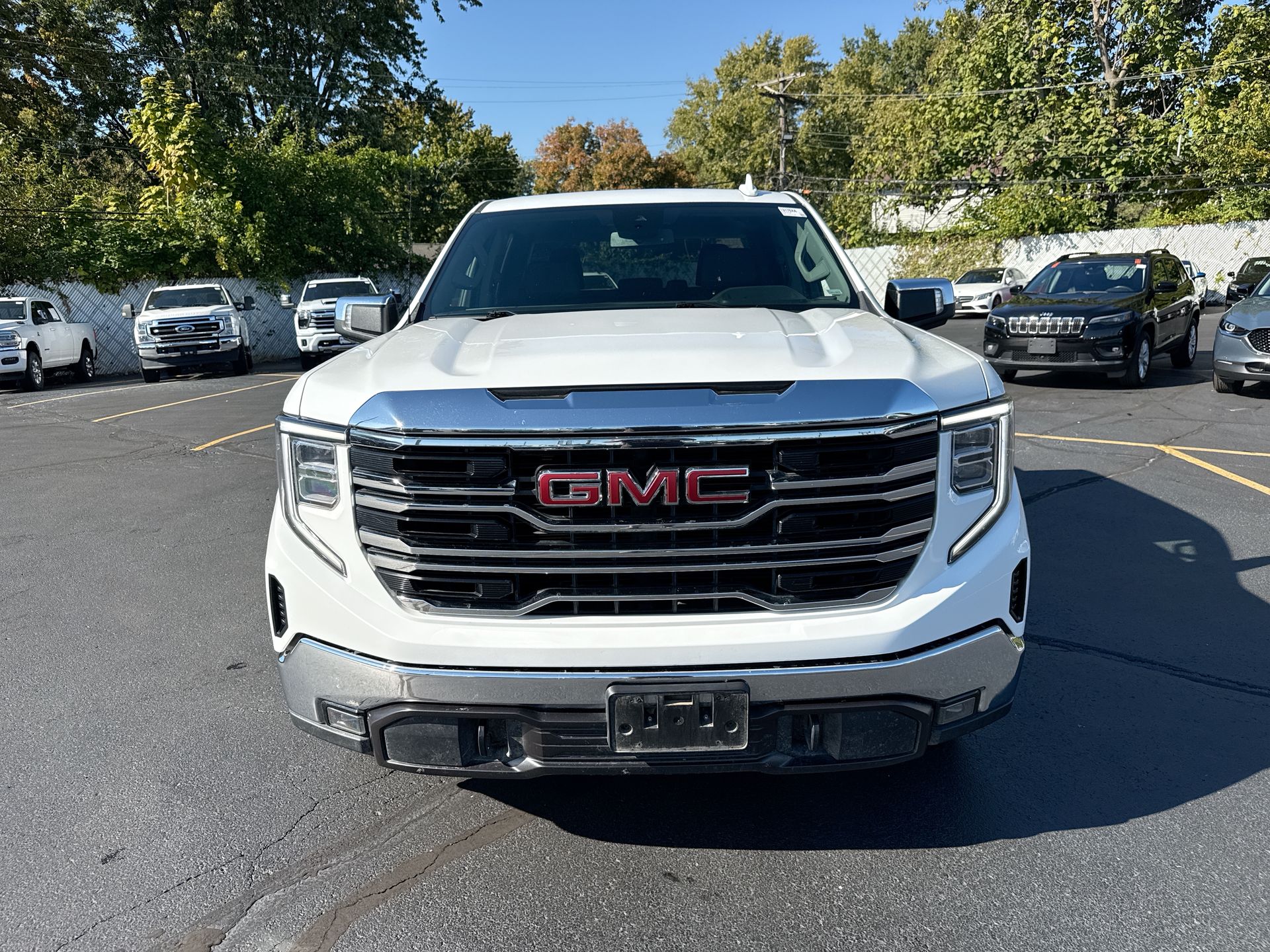 2025 GMC Sierra 1500 SLT