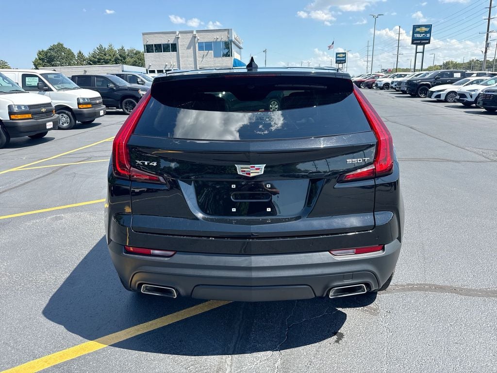 2023 Cadillac XT4 FWD Luxury