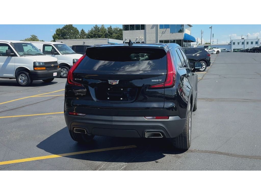 2023 Cadillac XT4 FWD Luxury
