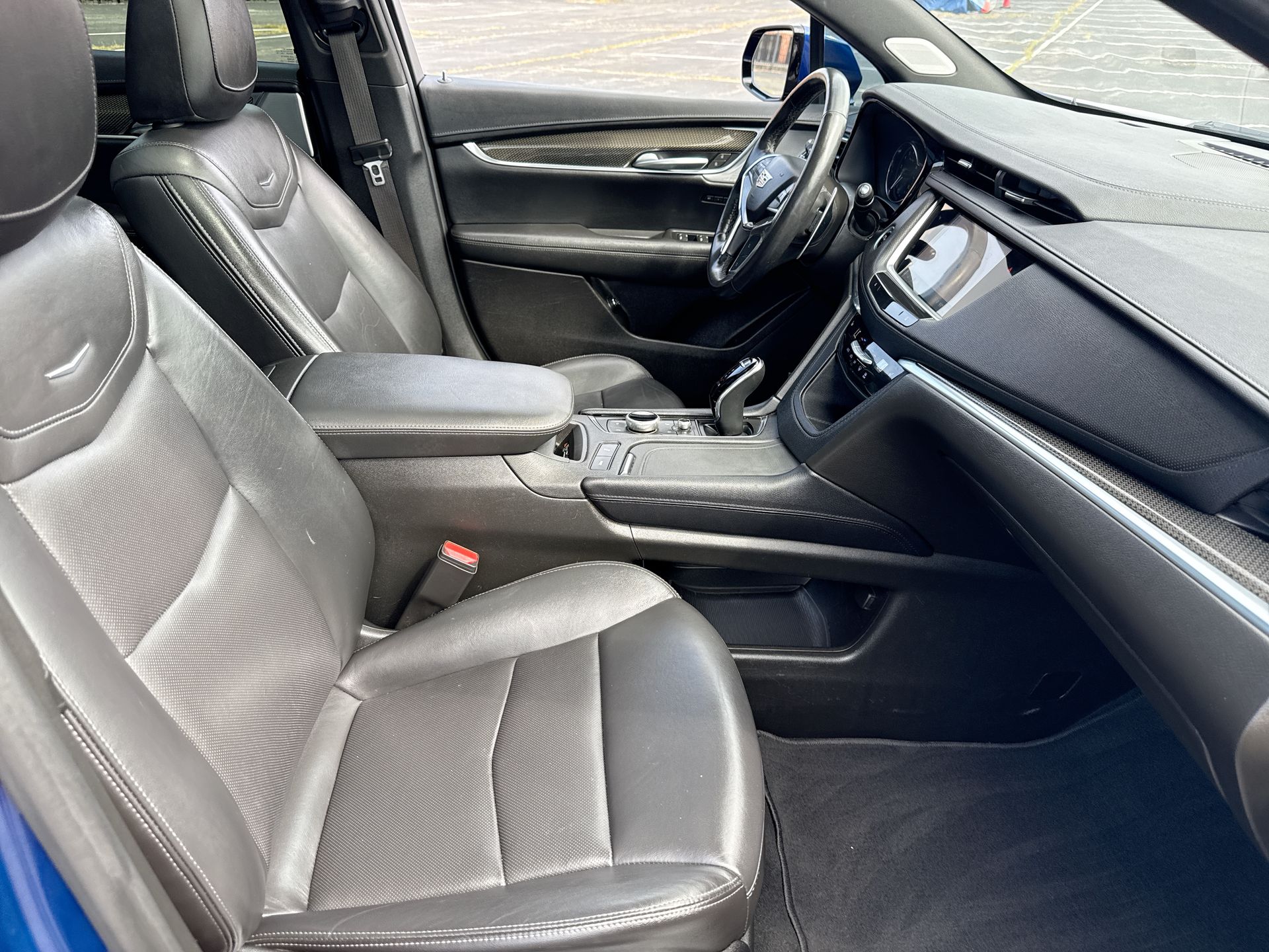 2023 Cadillac XT5 AWD Sport