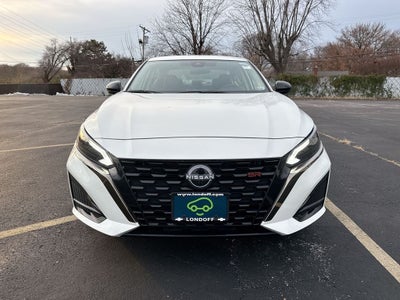 2025 Nissan Altima SR FWD