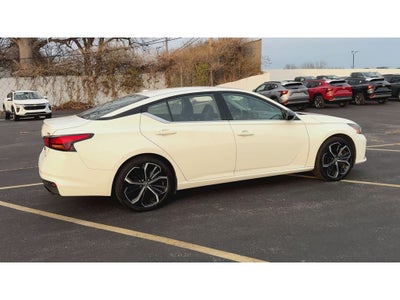 2025 Nissan Altima SR FWD