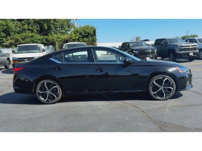 2025 Nissan Altima SR FWD