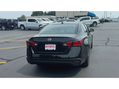 2025 Nissan Altima SV FWD