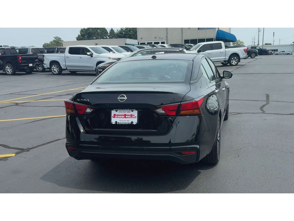 2025 Nissan Altima SV FWD