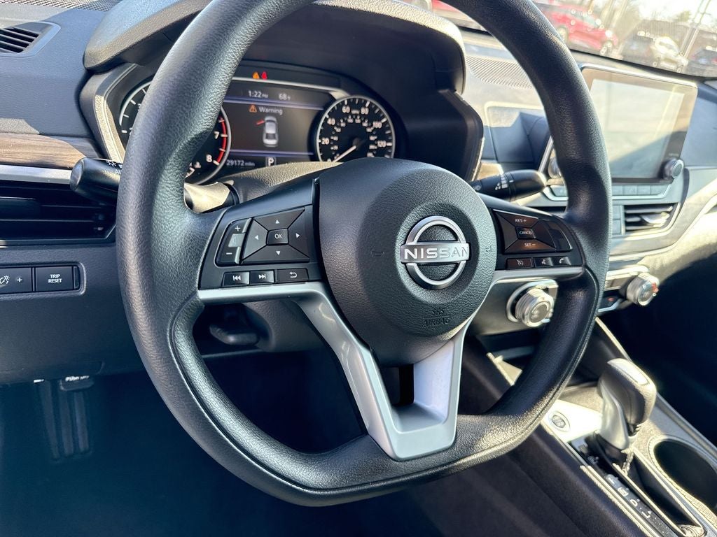 2025 Nissan Altima SV FWD