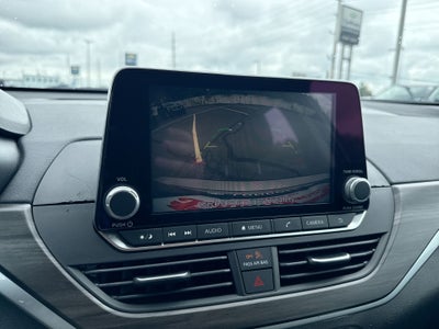 2025 Nissan Altima SV FWD