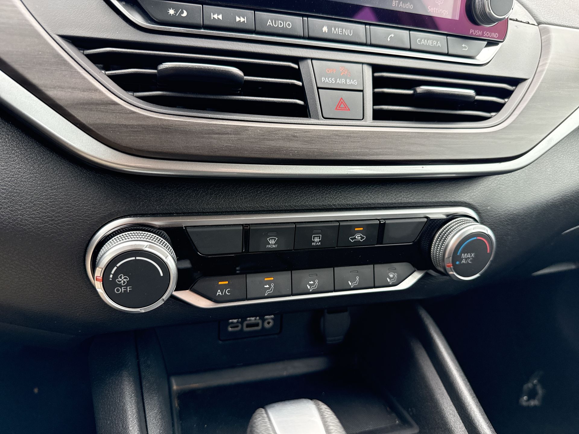 2025 Nissan Altima SV - Photo 24