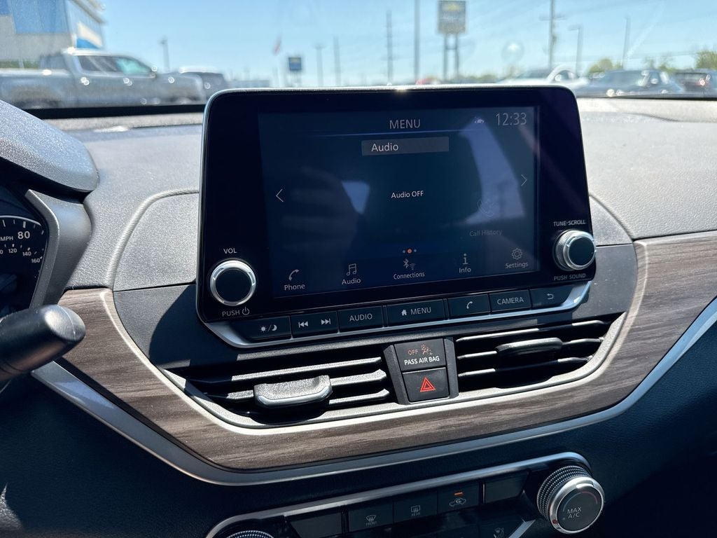 2025 Nissan Altima SV FWD