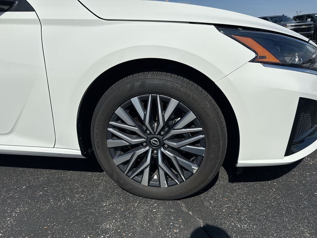 2025 Nissan Altima SV FWD