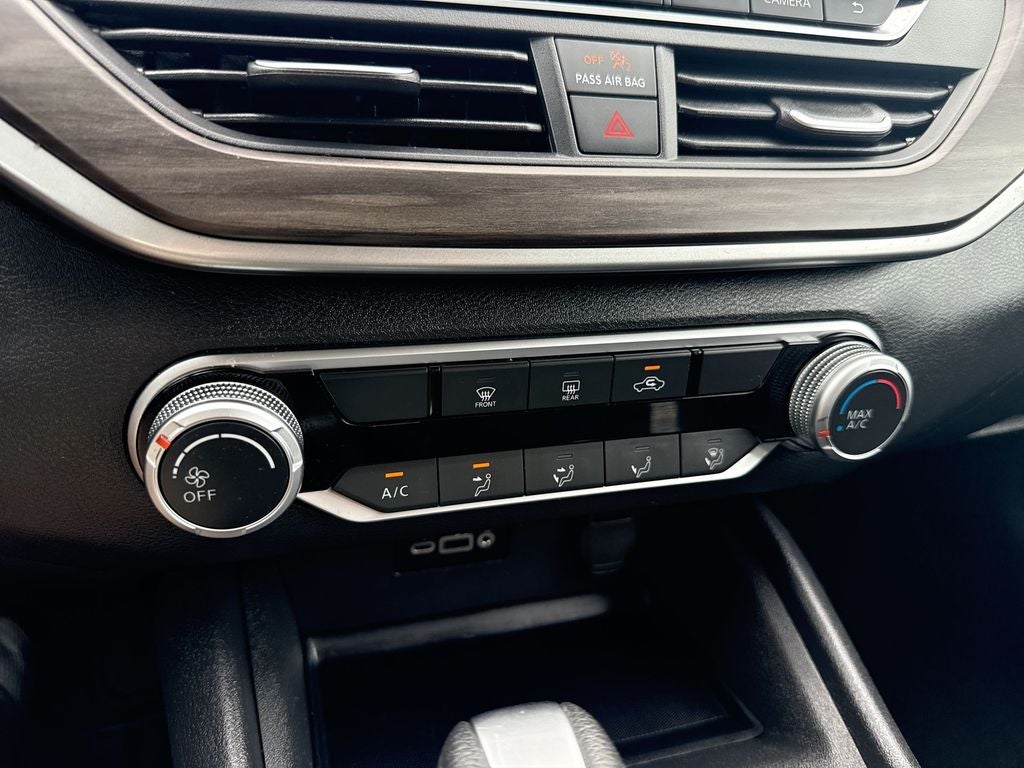 2025 Nissan Altima SV FWD