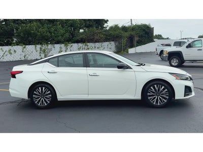 2025 Nissan Altima SV FWD